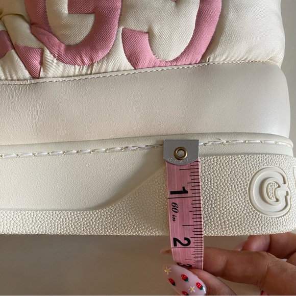 Gucci Logo GG Matelasse Snow Boots - Picture 15 of 17